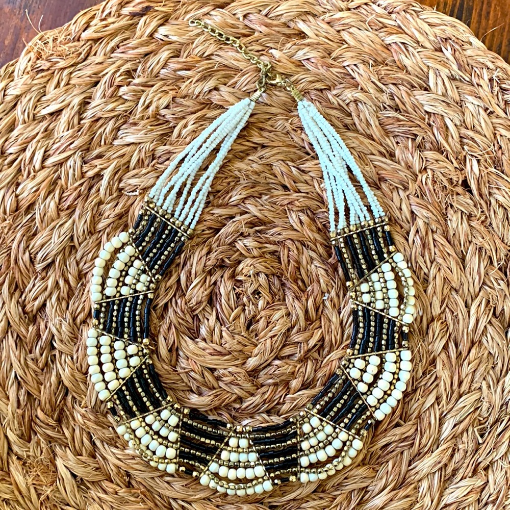 Beaded collar necklace